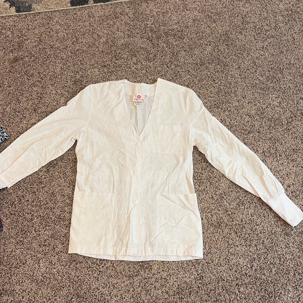 White Cross doctor or nurse coat/extra small/never worn